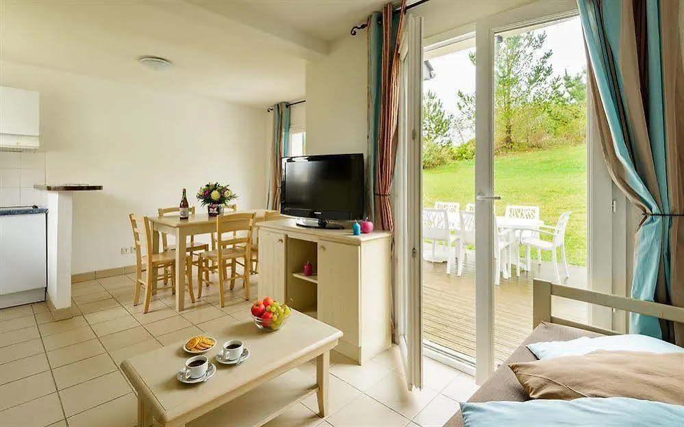 Residence Lagrange Vacances Le Hameau De Peemor Pen Crozon 3*,  France